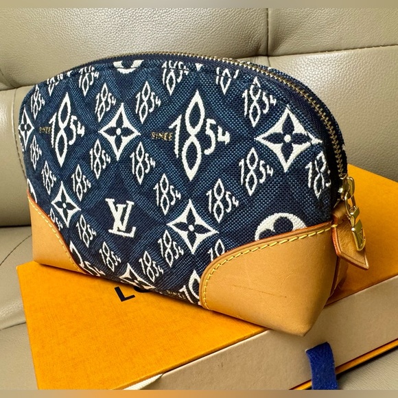 Sold x Louis Vuitton Limited edition Jacquard Since 1854 Cosmetic Pouch - Picture 4 of 12